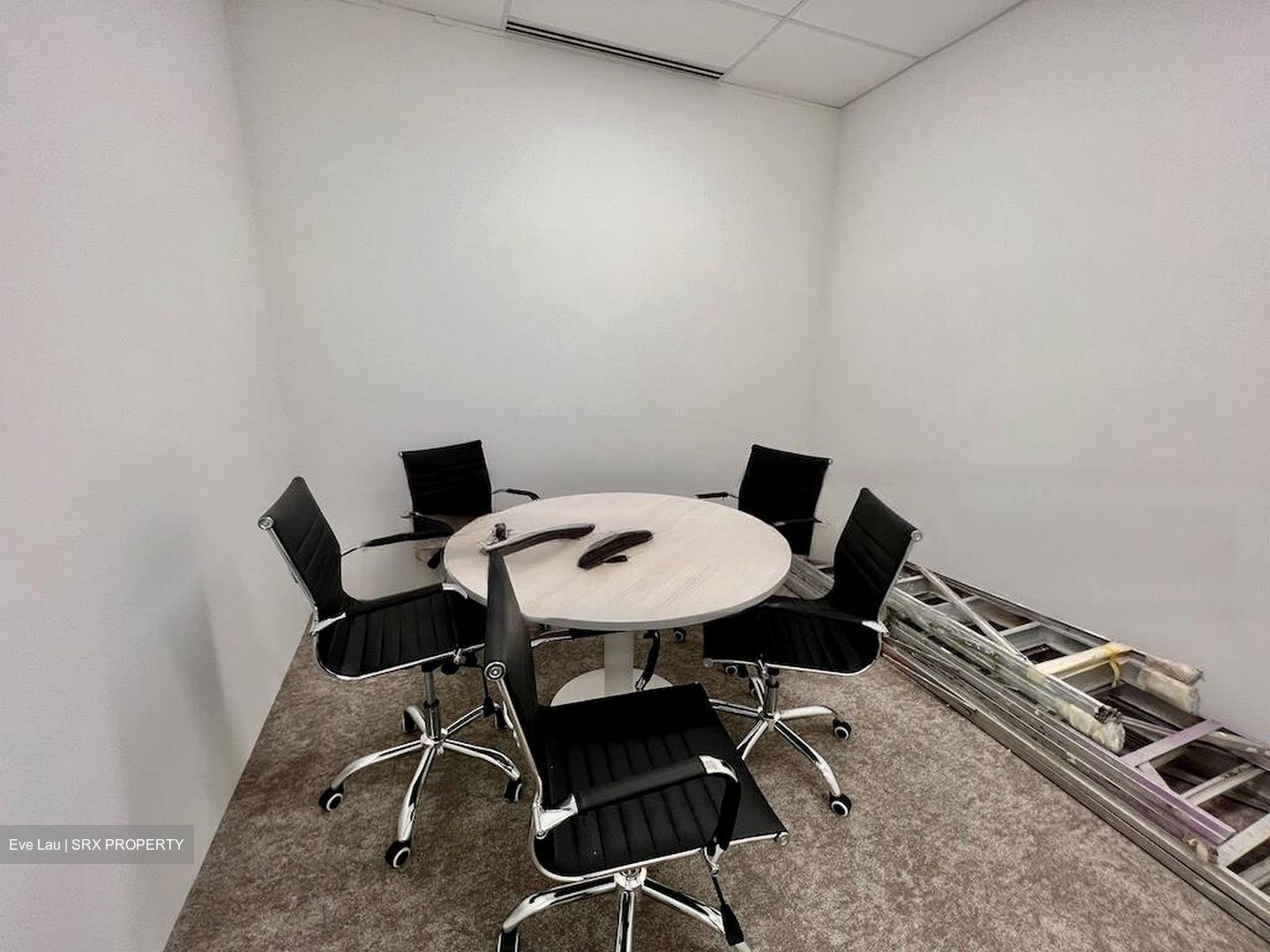 Abi Plaza (D2), Office #455331211